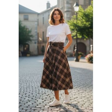 Fusta midi evazata in carouri, cu talie inalta si buzunare laterale, im4