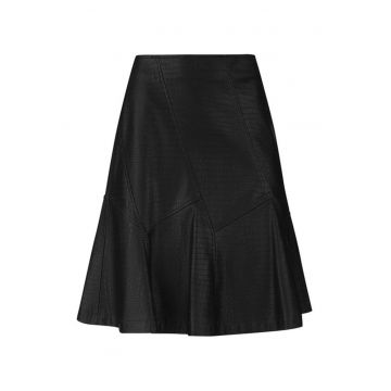 Fusta mini evazata cu textura de sarpe