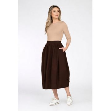 Fusta cu model bufant