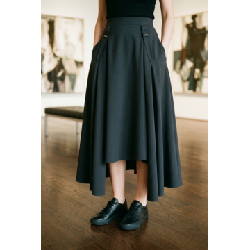 Fusta midi ampla cu lungime asimetrica, neagra