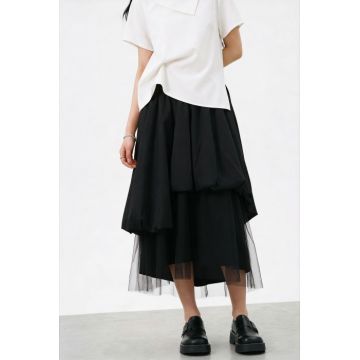 Fusta midi ampla cu straturi si tulle, volum si design asimetric, neagra