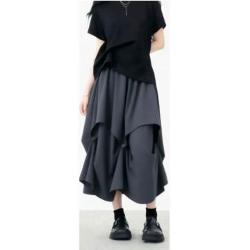 Fusta midi arhitecturala cu drapaje, gri