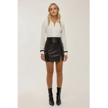 Fusta mini -  piele - neagra - textil