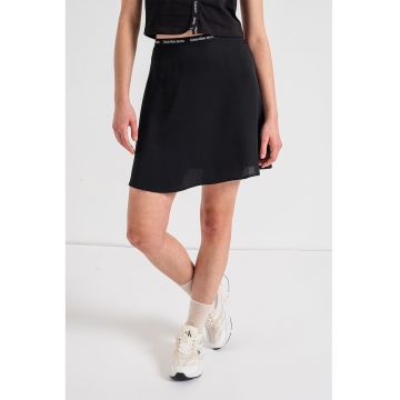 Fusta mini vaporoasa cu croiala in A - Negru