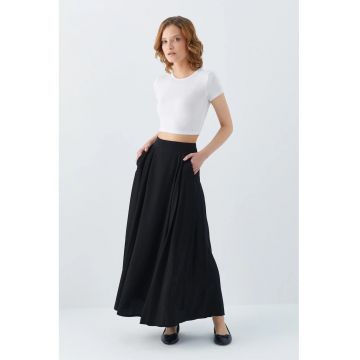 Fusta lunga  captusita - talie inalta - neagra - textil -